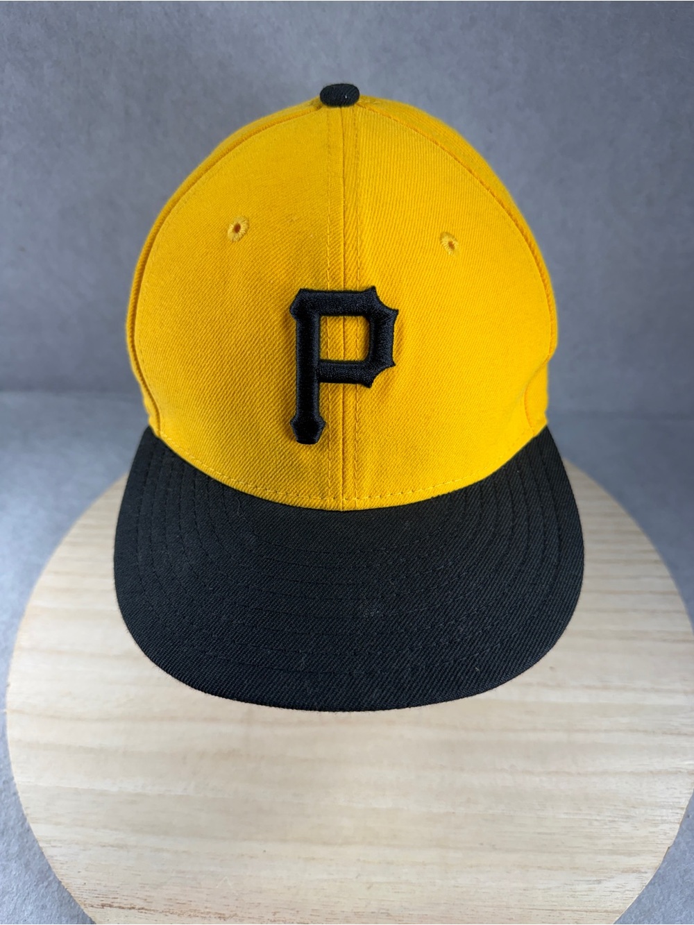 Pittsburgh Pirates New Era 59FIFTY Fitted Hat 7 3/8 Yellow Gold Black MLB